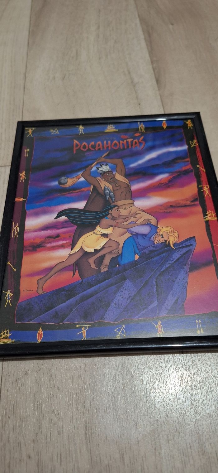 🖼️ Joli cadre Pocahontas – Déco Disney – En bon état - photo numéro 3