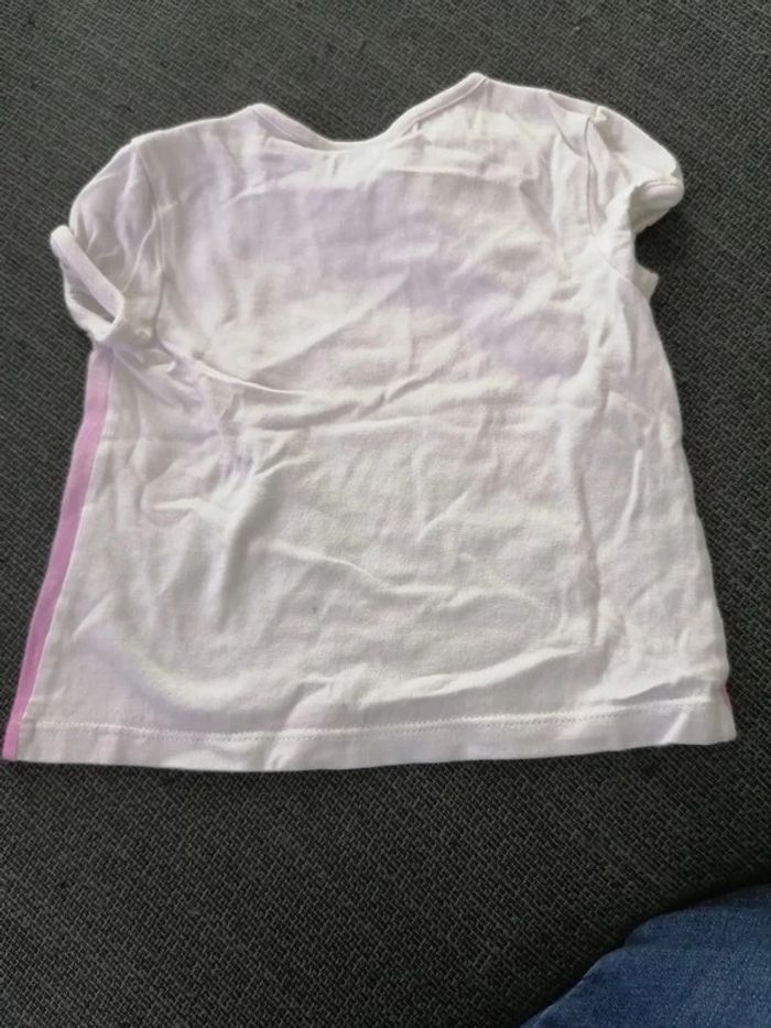 T Shirt Hello Kitty Taille: 6 mois - photo numéro 2