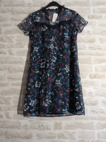 Robe One Step – Neuve avec étiquette – Taille 34 – Motifs floraux discrets