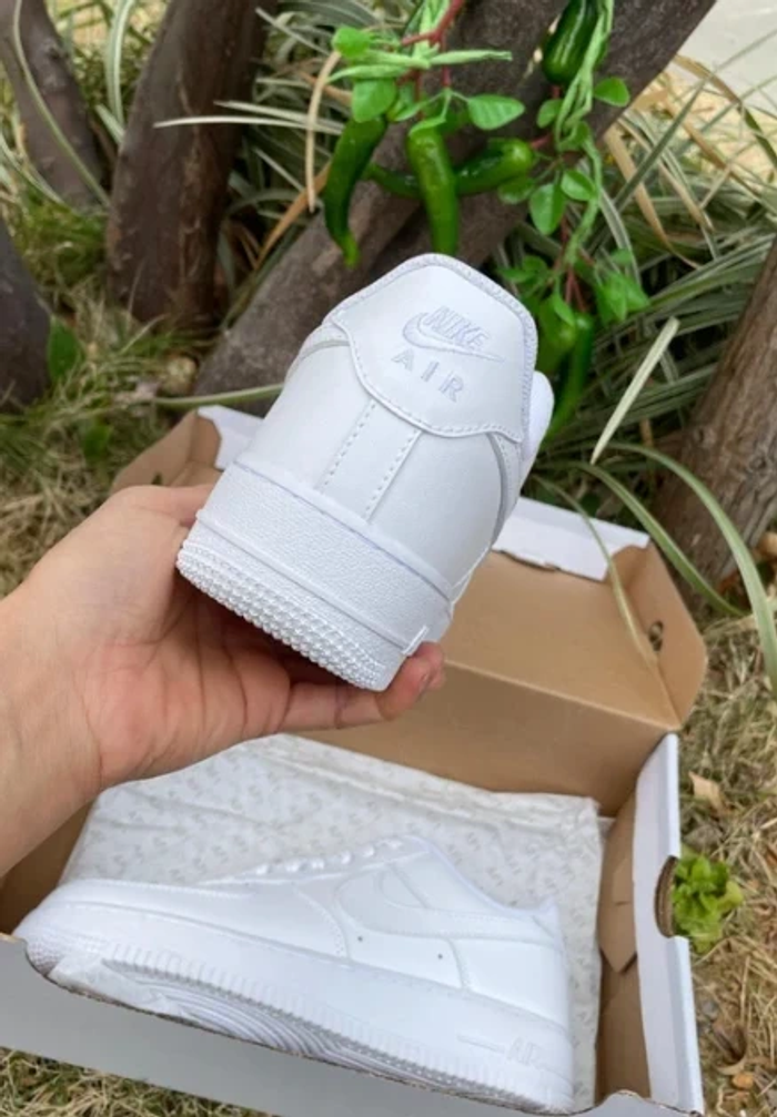 Nike Air Force 1 38.5 - photo numéro 4