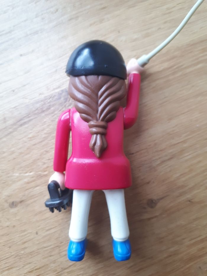 Playmobil cavalière - photo numéro 2