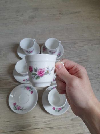 Lot 6 tasses vintage