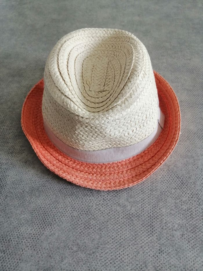 Chapeau