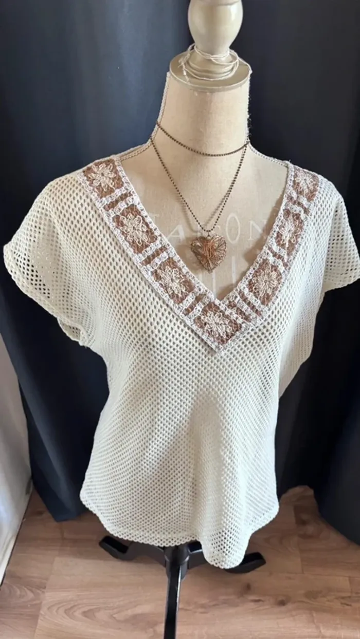 🌸Tunique blanche col v tricoté cotelé taille unique