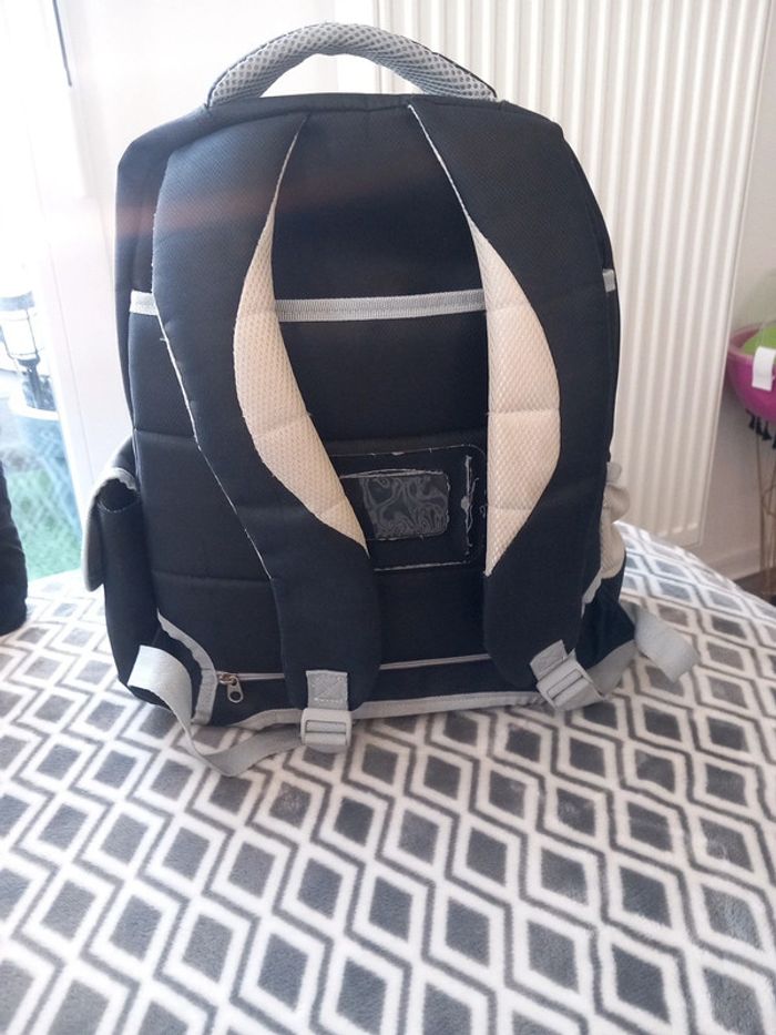 Sac  a dos mickey - photo numéro 5