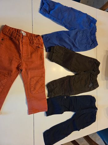 Lot 4 pantalons 18 mois