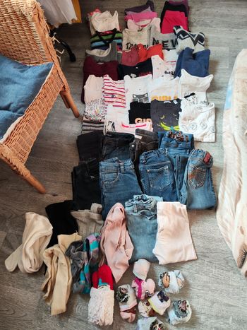 Lot vêtements fille automne hiver 8 ans