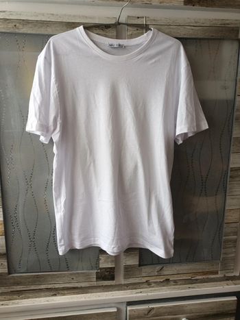 Tee-shirt blanc taille 36