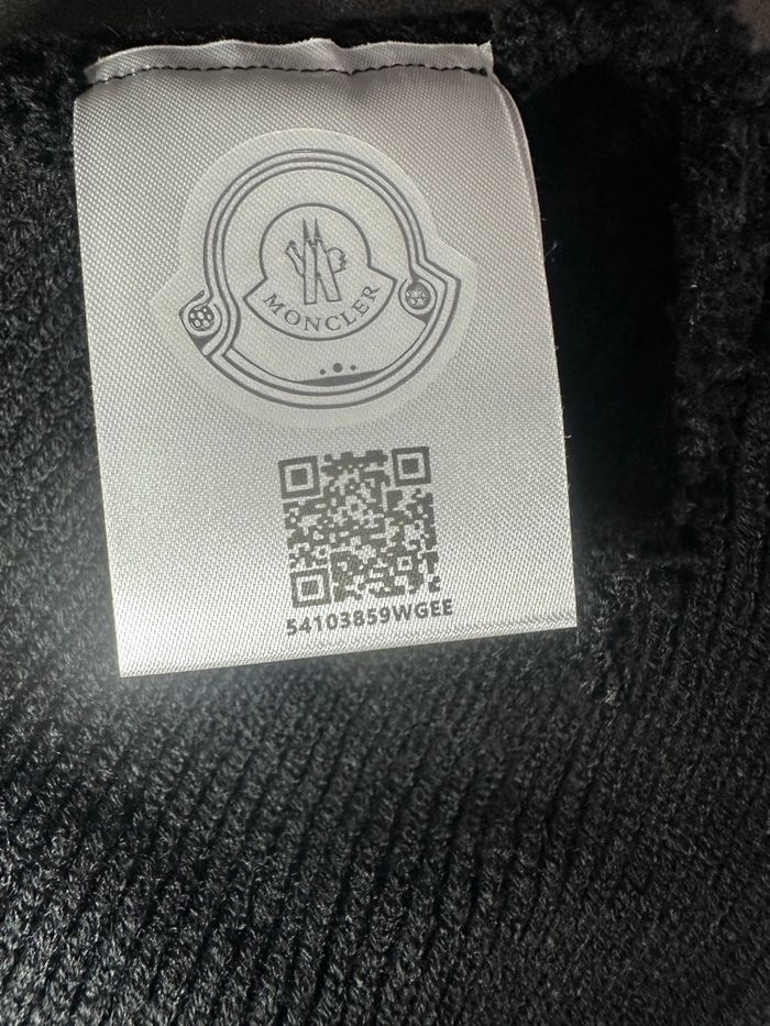 Bonnet Moncler noir ton sur ton –  étiquette - photo numéro 6