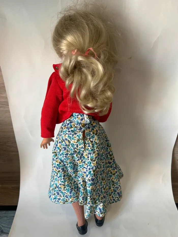 Poupée Bella vintage à mécanisme mèche - photo numéro 3