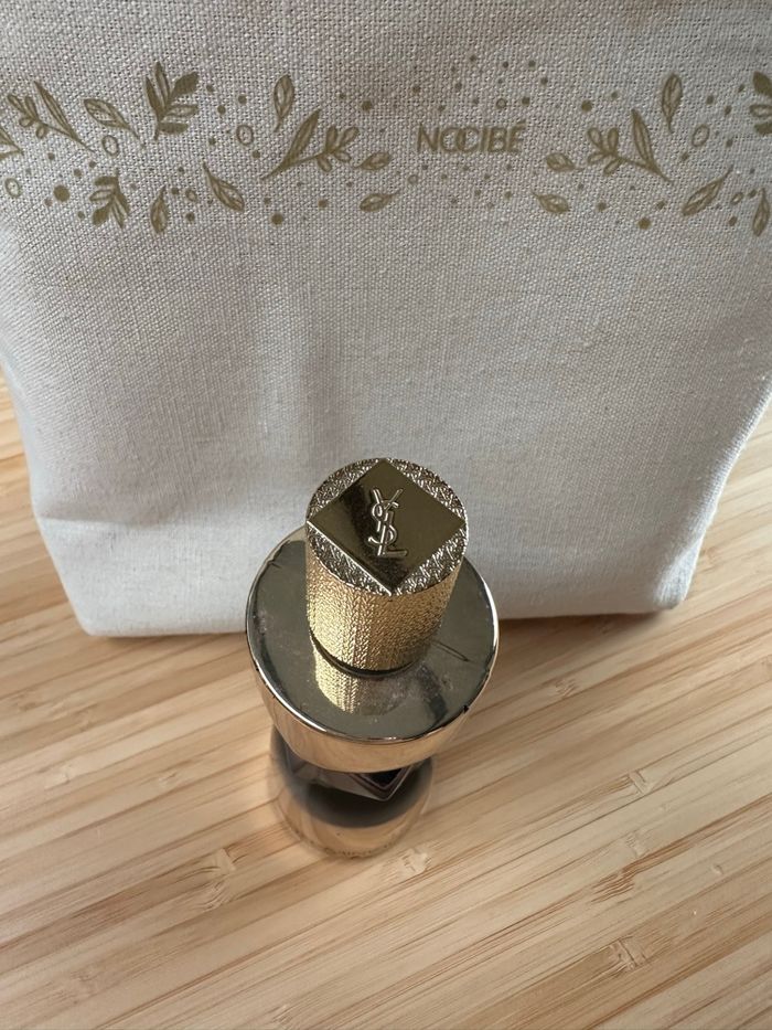 Yves saint Laurent Le parfum Manifesto - photo numéro 3