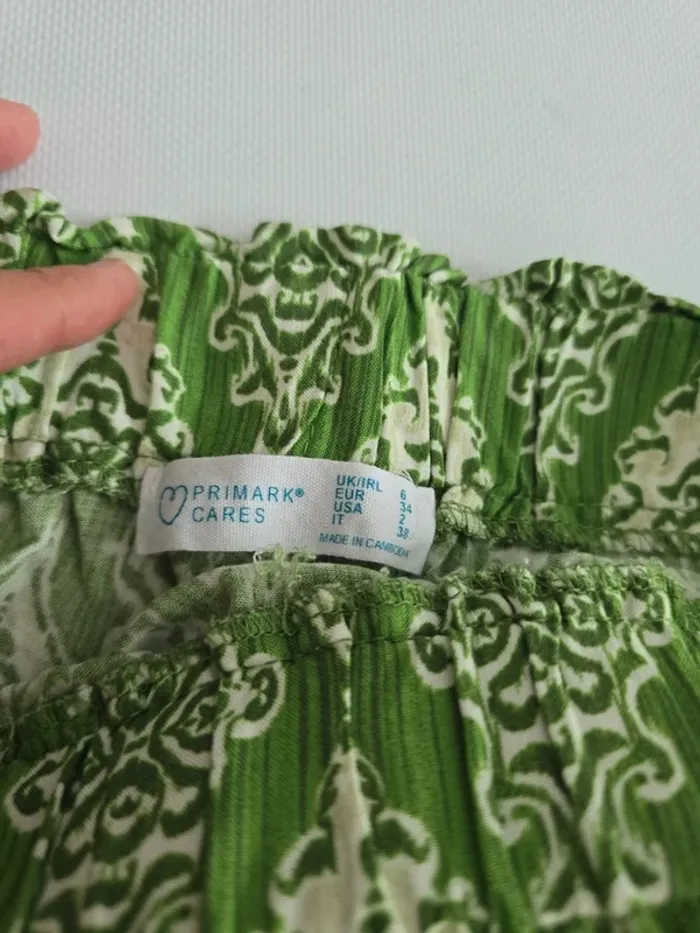 Short léger vert - photo numéro 3