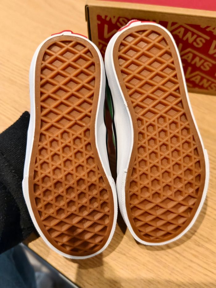 Vans modèle iconique damier vert et blanc - photo numéro 8
