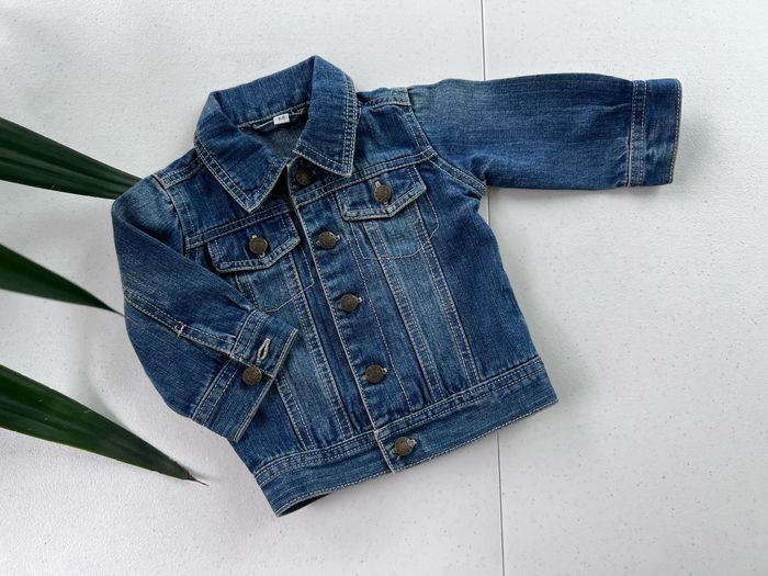 Veste en jeans  9 mois très bon état 68 cm - photo numéro 2
