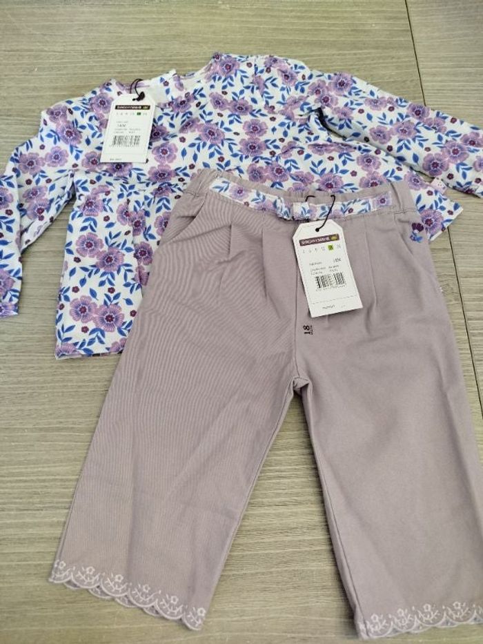 Joli ensemble taille 18mois