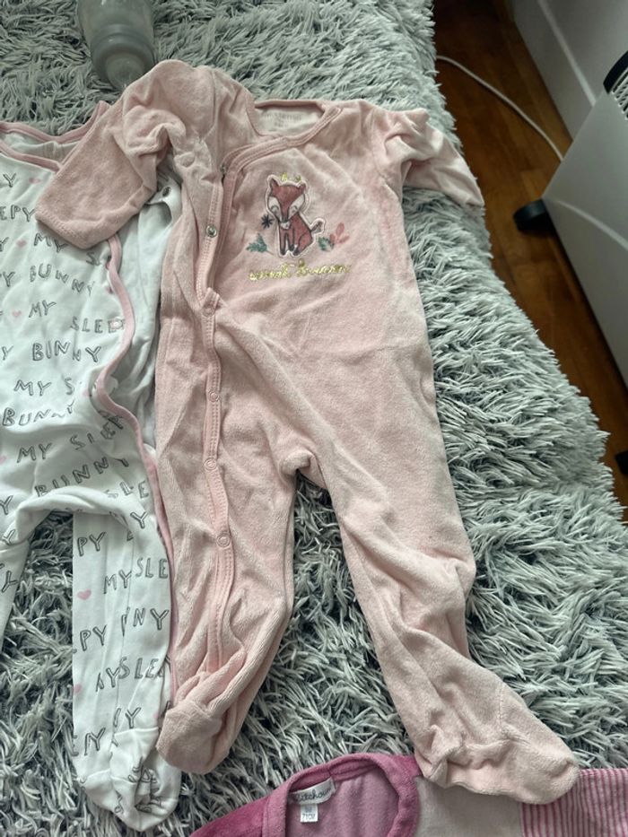 9 Pyjamas. - photo numéro 10