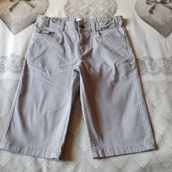 Bermuda de taille 14ans 