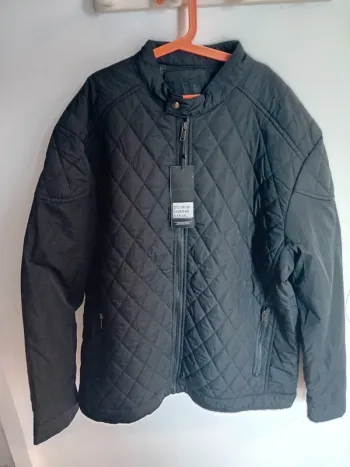 Veste blouson structuré matelassé
