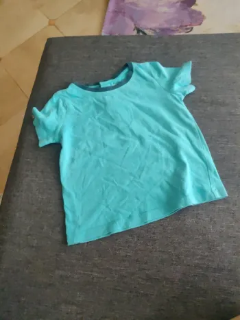 T-shirt bleu