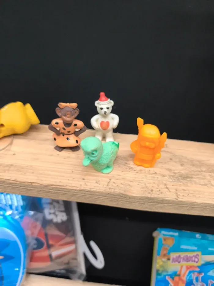 Figurine publicitaire vintage vtg esso weetos omo bonux kiki canard duck singe monkey ours bear - photo numéro 2