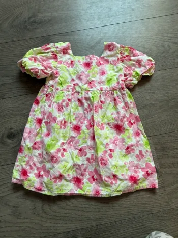 Robe primark 12-18 mois