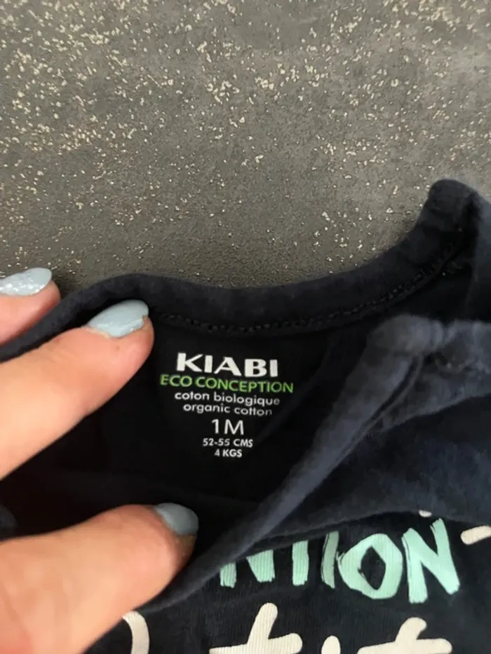 Teeshirt bleu marine manches courtes taille 1 mois marque Kiabi - photo numéro 3