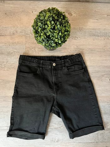 Short garçon noir