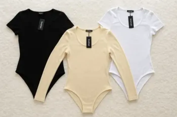 Lot de 3 bodys Boohoo – Taille 40 – Styles variés - Neuf - Valeur 60€
