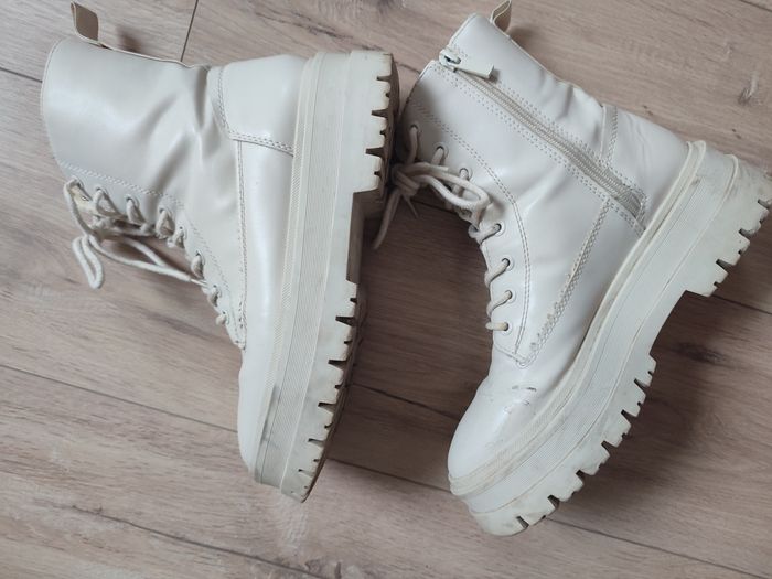 Bottes beige femme Stradivarius