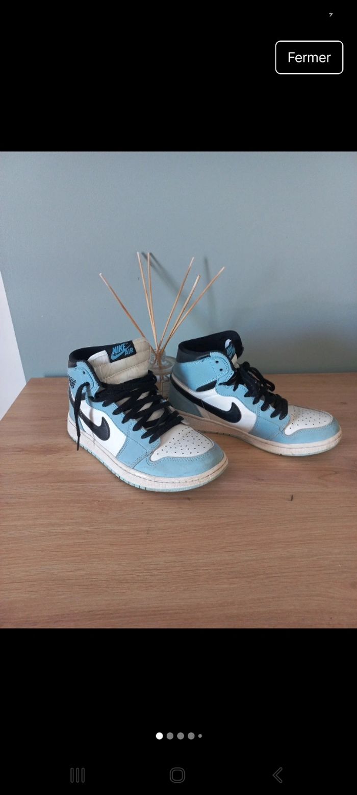 Jordan bleu et blanche taille 38 mixte