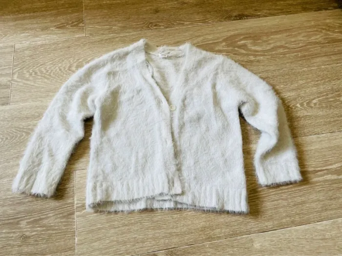 Gilet blanc doux 4 ans - photo numéro 3