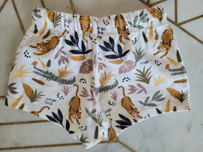 Short Kiabi 18 mois - photo numéro 2
