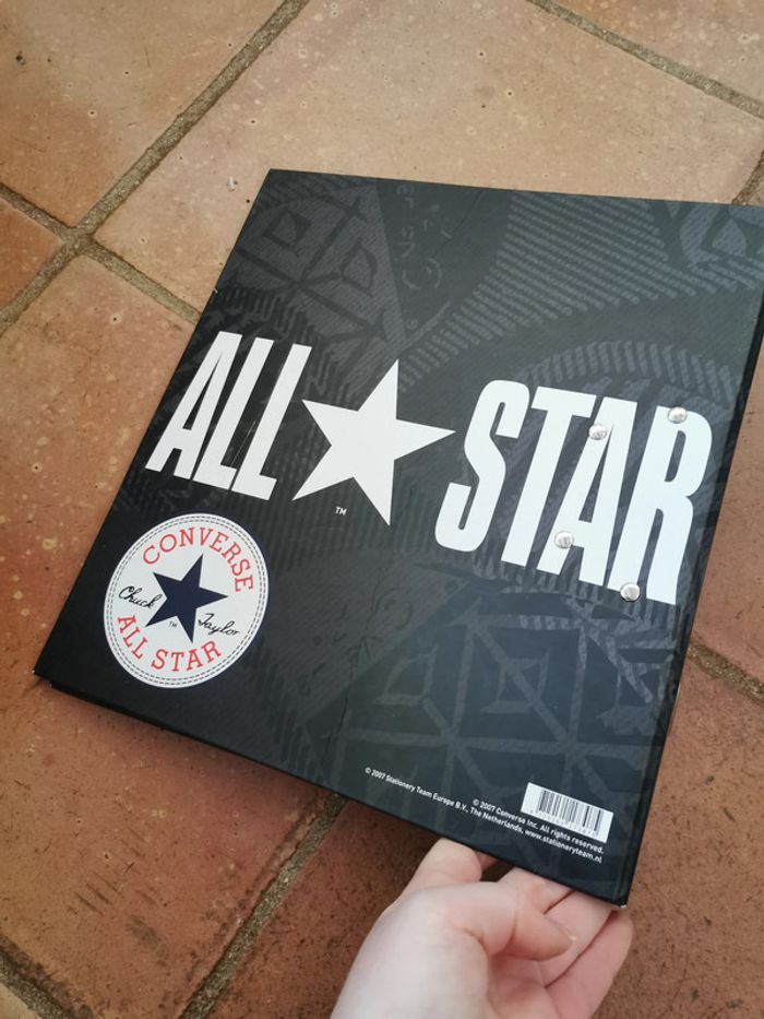 Gros classeur Converse All Star