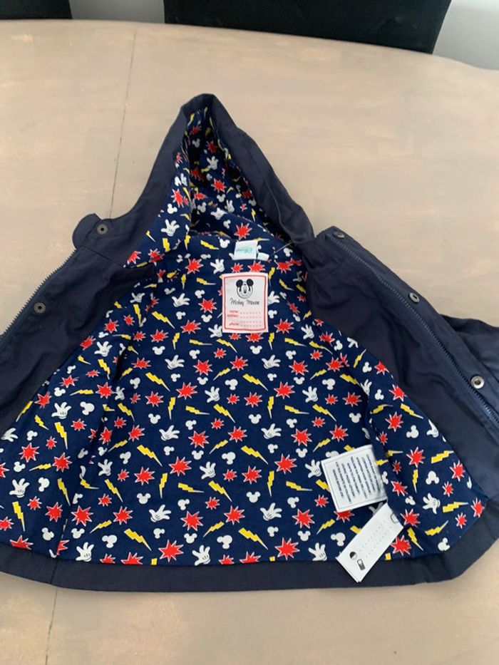 Très jolie parkas Disney bébé garçon 6 mois - photo numéro 4