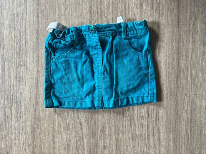Jupe tape à l’œil bleu turquoise