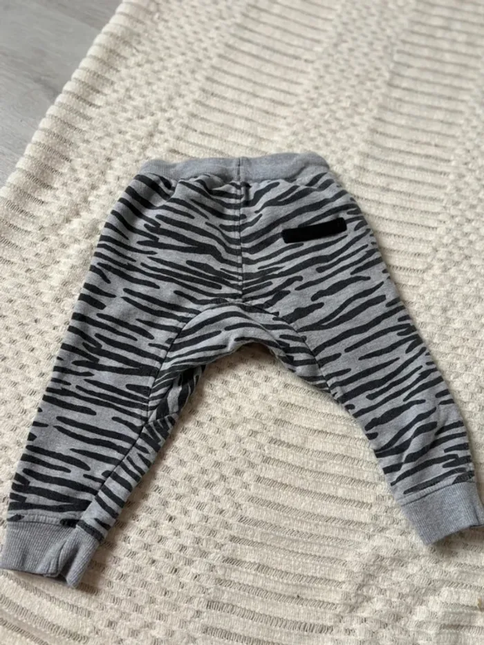 Pantalon de survêtement fille 18 mois - photo numéro 4