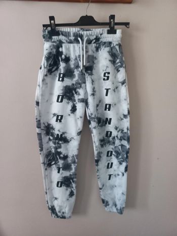 Jogging noir et blanc