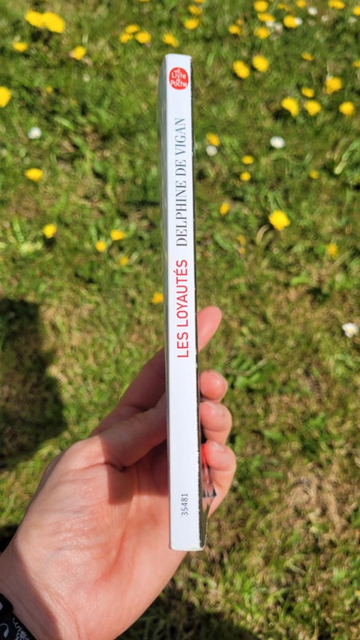 Les Loyautés - Delphine de Vigan (Le Livre de Poche) - photo numéro 2