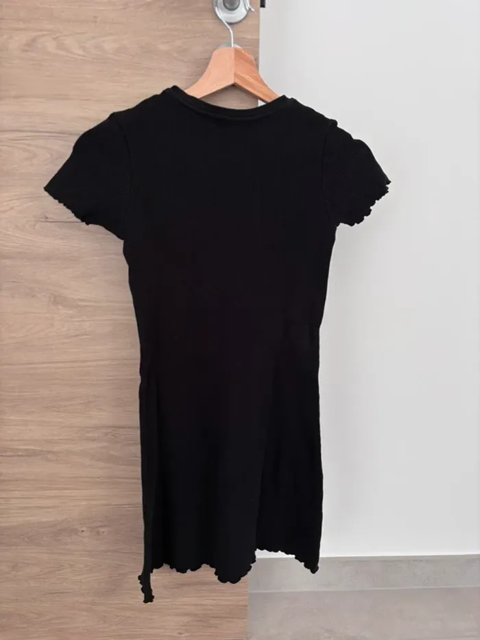 Robe courte - photo numéro 3