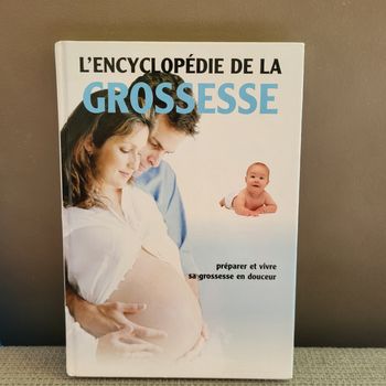 Livre sur l encyclopédie de la grossesse