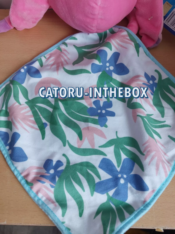 Doudou peluche avec couverture / Comforter Disney Lilo & Stitch : Angel - photo numéro 4