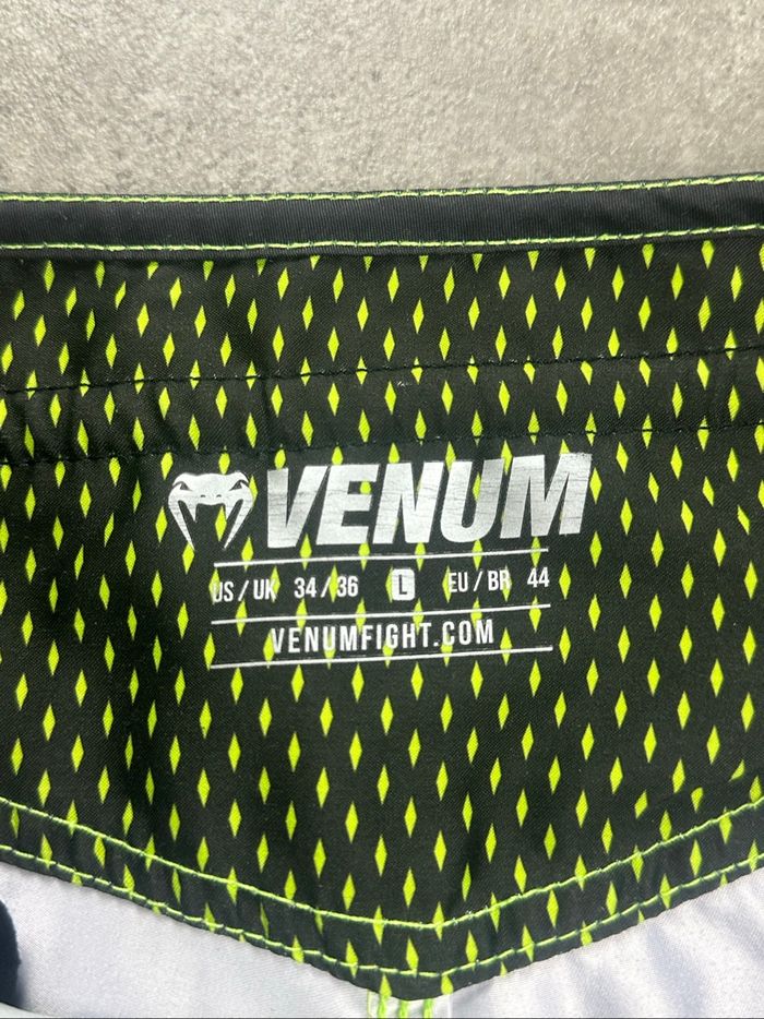 Short de sport de combat mma ufc Venum / Taille L / Très bon état - photo numéro 7
