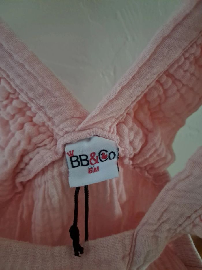 Neuf avec 🏷 Barboteuse en gaze de coton rose pâle 6 mois - photo numéro 3