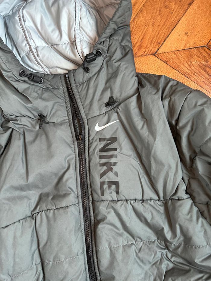 Doudoune Nike therma fit taille S grise - photo numéro 3