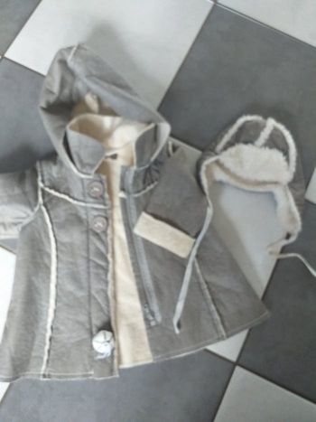 Manteau et bonnet 18 mois