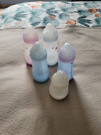 Lot de 5 biberons MAM