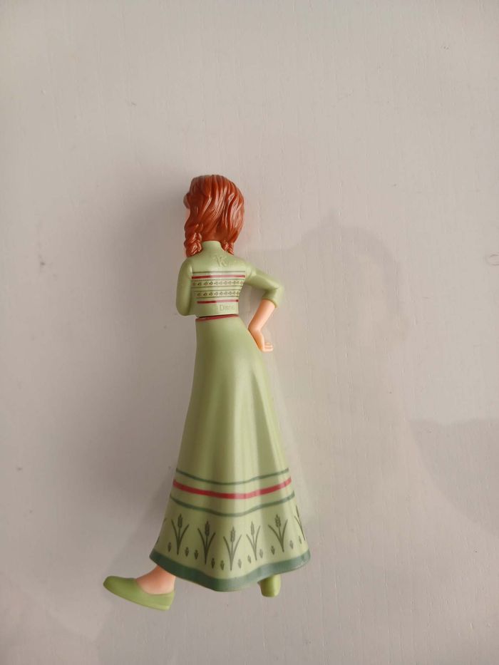 Figurine Anna (La Reine des Neiges 2) - Robe de récolte verte - photo numéro 2