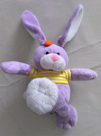 Peluche lapin violet Nicotoy