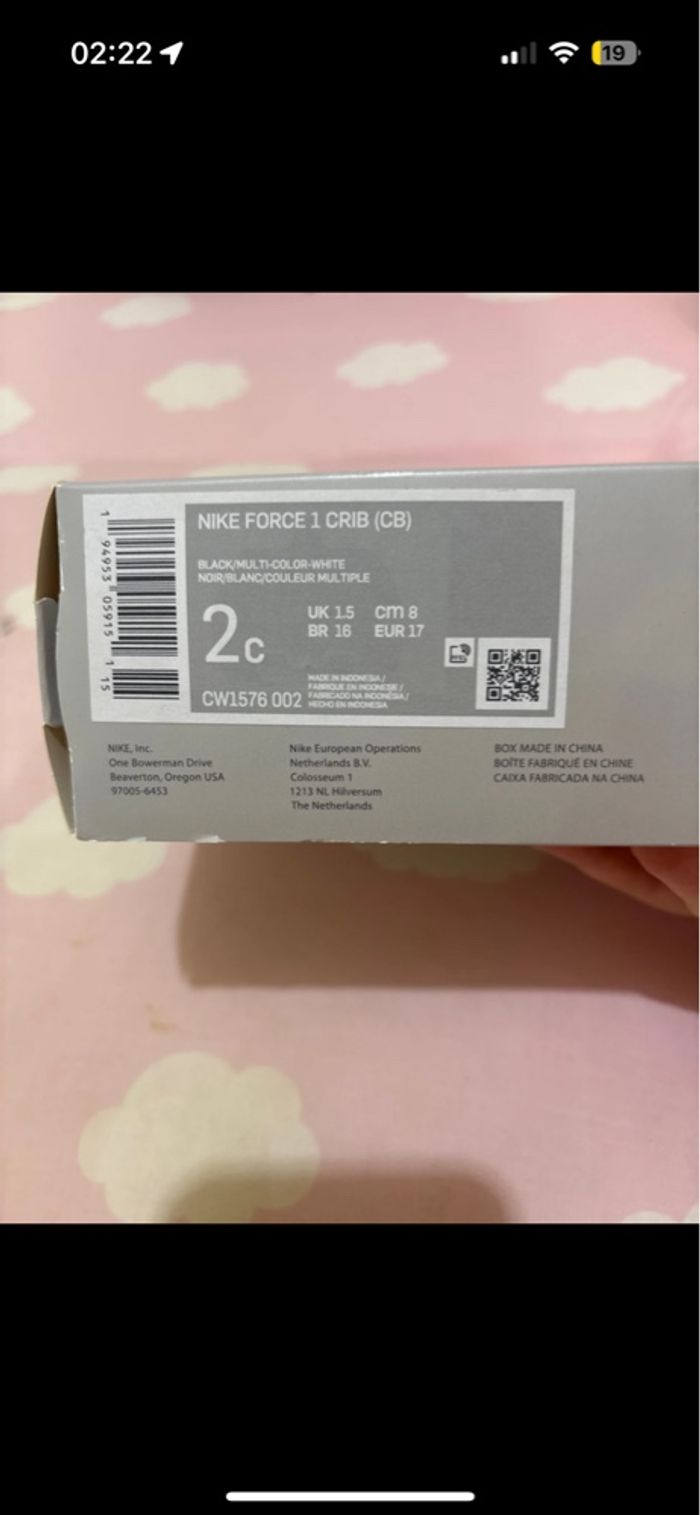 Basket Nike taille 17 - photo numéro 3