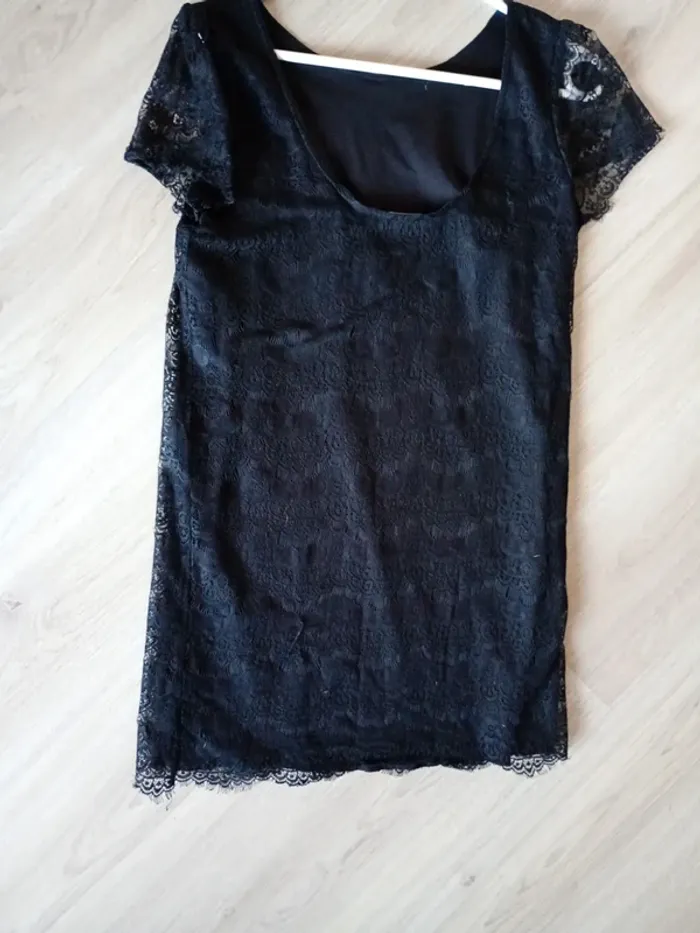 Robe femme noir dentelle,Etam taille S bon état - photo numéro 2